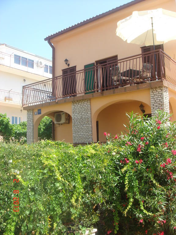 Apartments Renata Primošten Kültér fotó